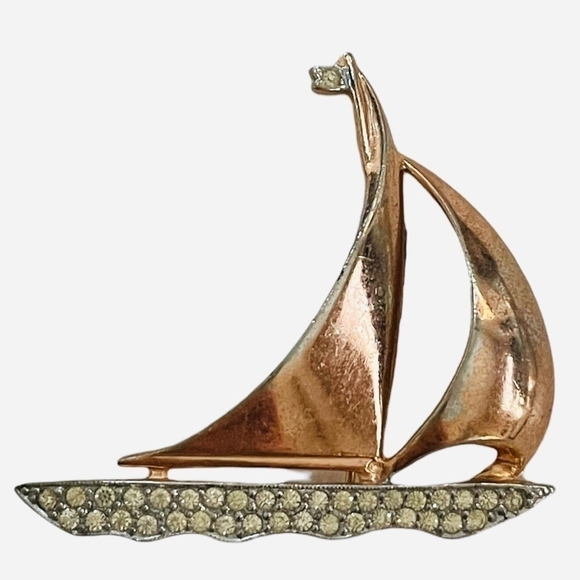 Rare Vintage Sailboat Gold-Tone Rhinestone Pin Brooch Women Jewelry - Picture 5 of 6